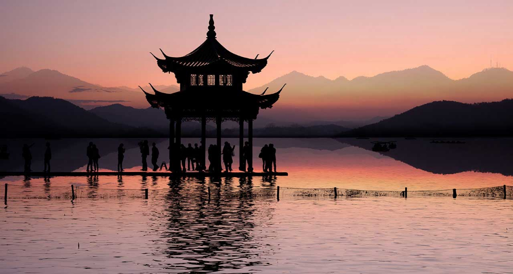 دریاچه غربی هانگژو از بهترین مکان های دیدنی چین