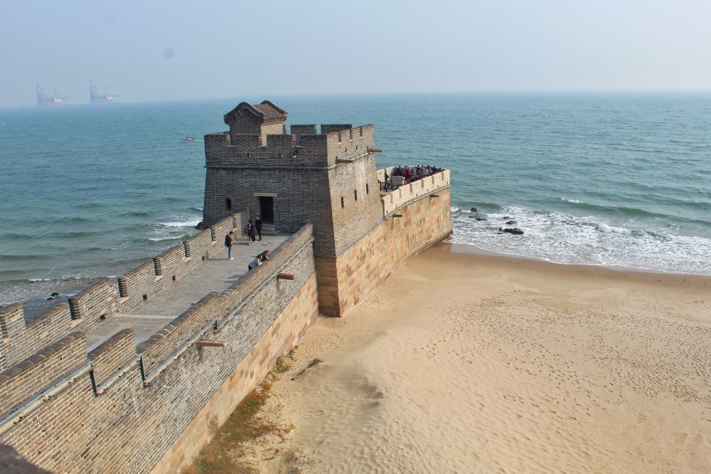 دیوار بزرگ لائولونگتو از زیباترین سواحل چین
