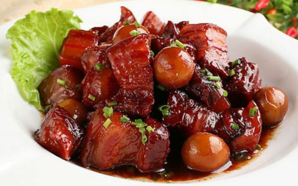خوک سرخ شده از بهترین غذاهای محلی شانگهای