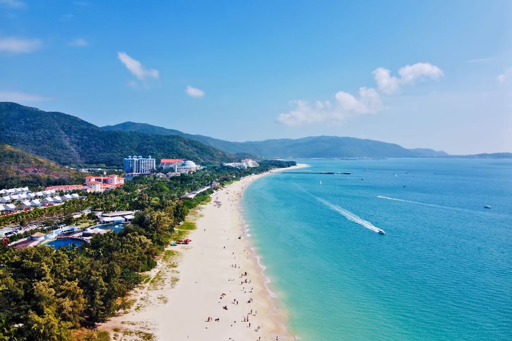 ساحل یالونگ از زیباترین سواحل چین